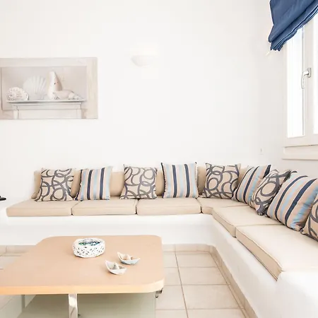 Nireas Platys Gialos (Mykonos)