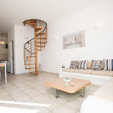 Apartment Nireas *