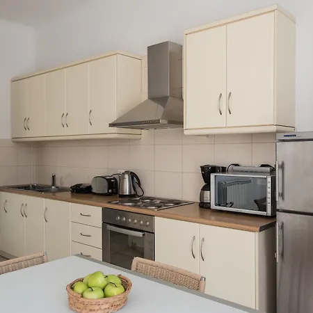 Nireas Apartment *