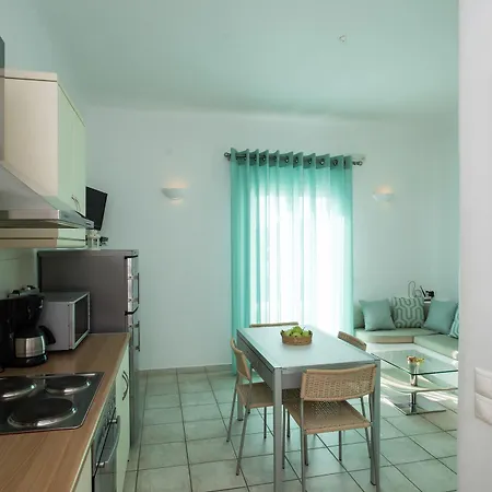 Apartment Nireas *